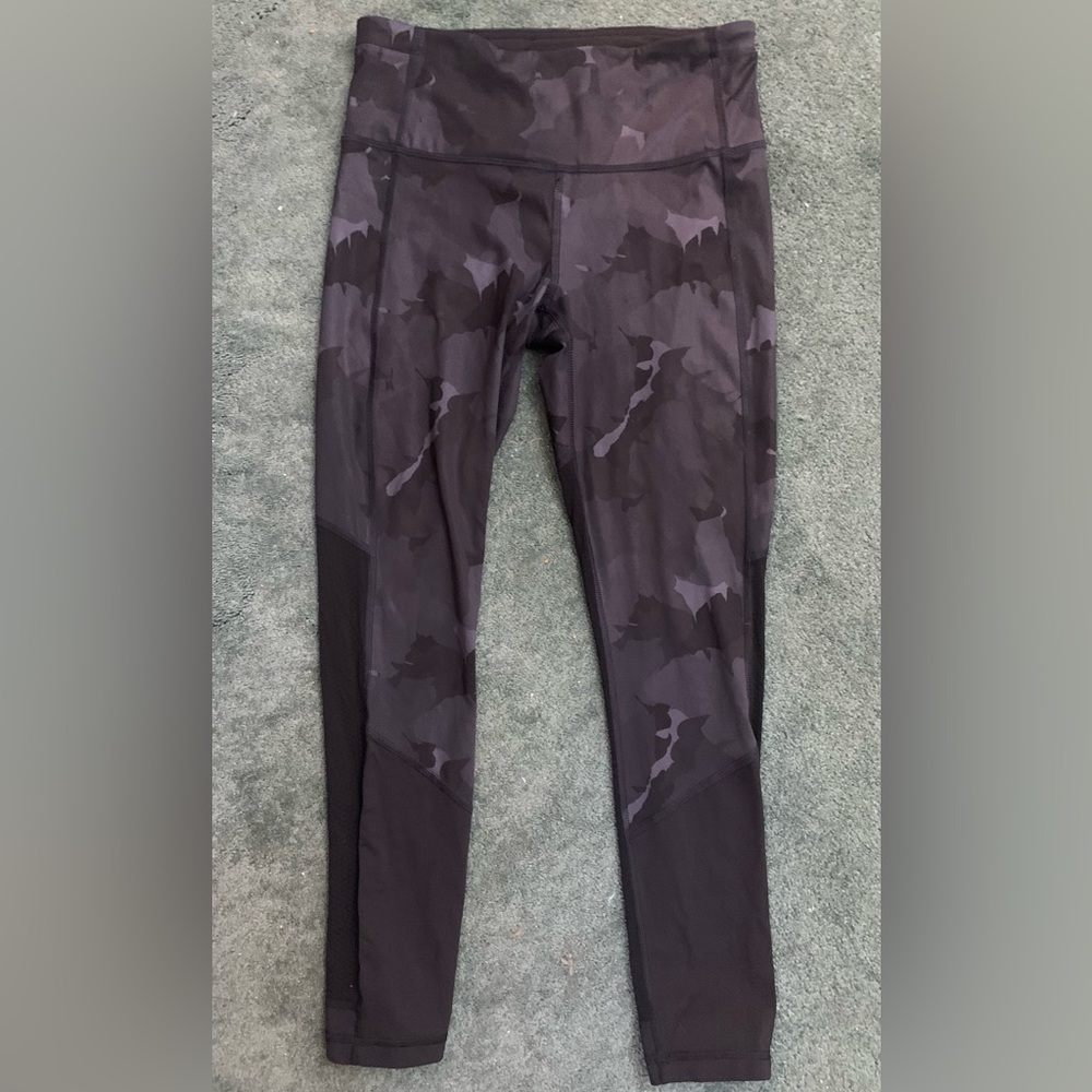 RARE Lululemon Gray Leaf Camo Wunder Under HR Tights Mesh Panel Leggings Sz 6